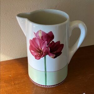 Amarilis pitcher made in Portugal